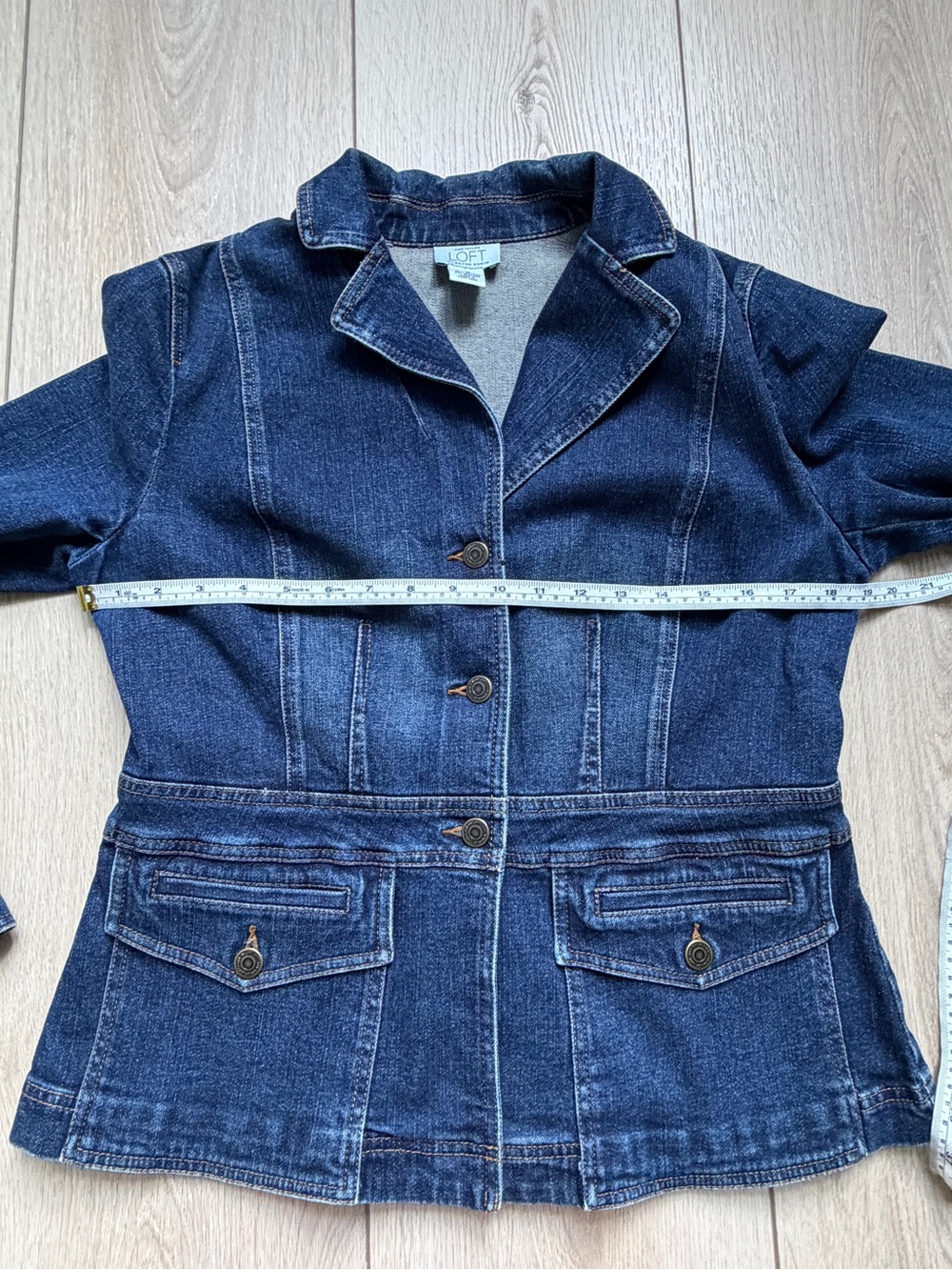 Ann Taylor LOFT Women's Blue Stretch Denim Jean Jacket Size 10 - Picture 7 of 9